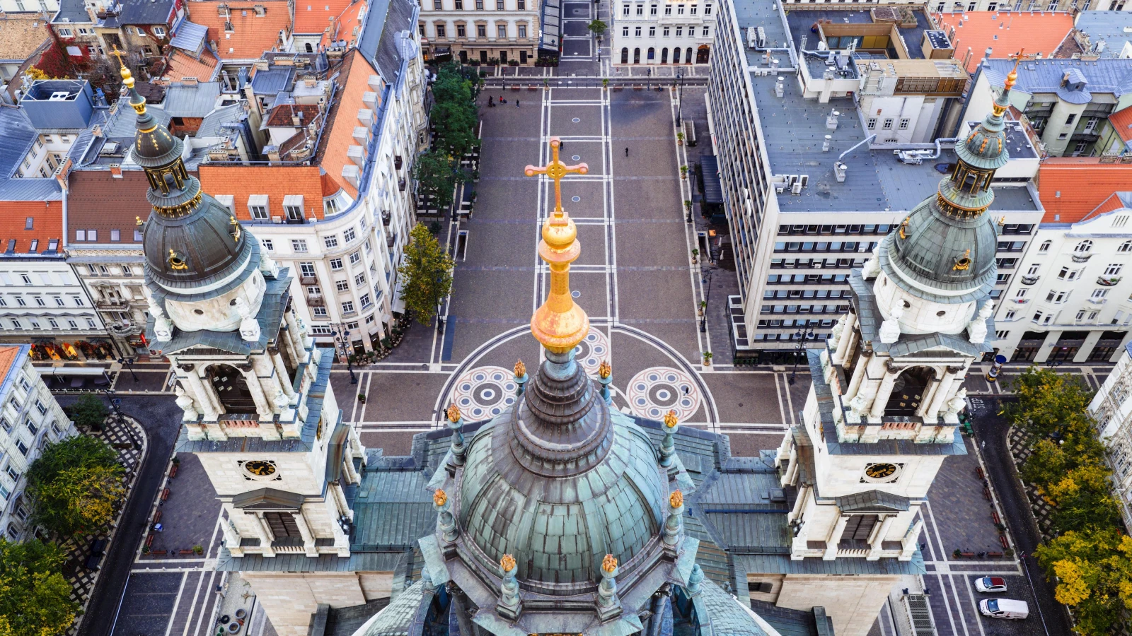 Aerial view of St. Stephens Cathedral Vienna for road trip planning